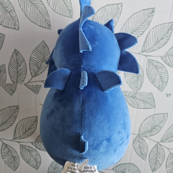 Sonic the Hedgehog 12" Blue Character Plush Toy - Picture 3 of 8